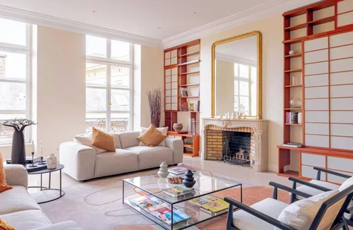 Quartier de la Monnaie Apartment | JUST STEPS AWAY FROM THE MONNAIE MUSEUM, SEINE RIVER & PONT NEUF – SAINT GERMAIN