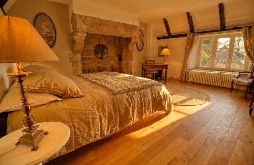 Riec-sur-Belon Bed & Breakfast | KERBELEG, ferme-manoir du XVè siècle, chambres grand confort