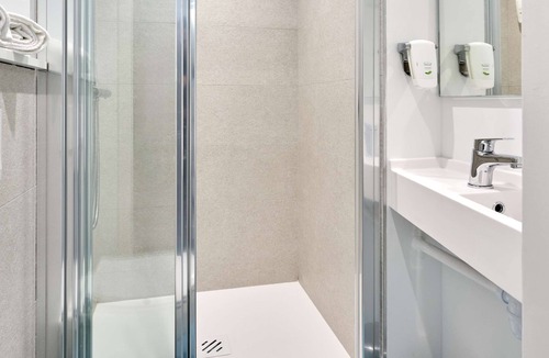 Toulon-sur-Allier Hotel | Kyriad ECO - Moulins Sud Yzeure