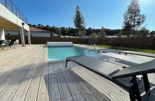 Leon Villa | Léon-villa Climatisée, Piscine Privée Chauffée