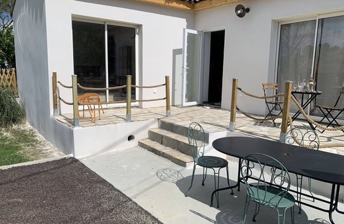 Saint-Etienne-de-Fontbellon House | L'évidence Maison Avec Piscine Classée 3 Étoiles