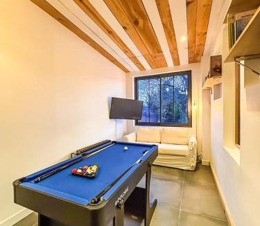 Lagord Villa | L'échappée, piscine, billard et parking privé