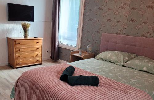 Melun Apartment | L' Écrin de Jade