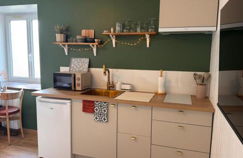 Pontmain Apartment | L'écrin de la villa des roses