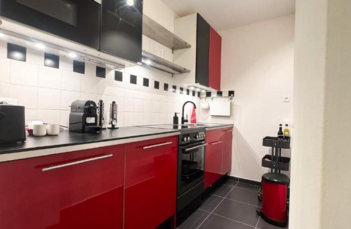 Neuilly-sur-Seine Apartment | L Écrin de Neuilly - La Défense & Champs Elysées 10 min away