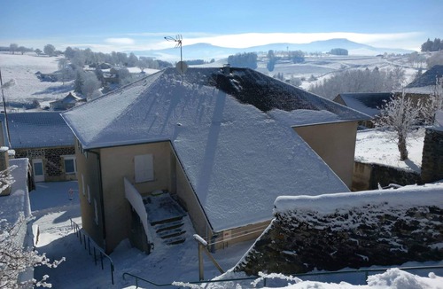 Saint-Front Apartment | "l'abri" Confortable et Accueillant