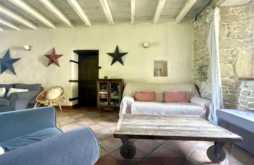 Saint-Dier-dʼAuvergne House | L'ancien Relais de Poste*