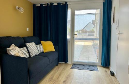 Larmor-Plage Apartment | L Annexe studio avec terrasse proche des plages et casino