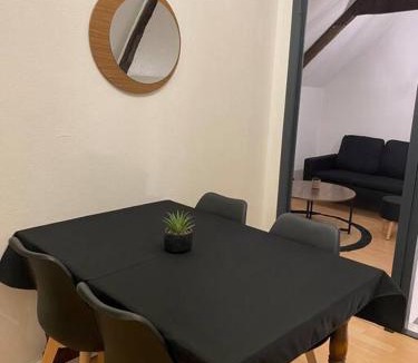 Lesneven Apartment | L'appartement du Conte Even