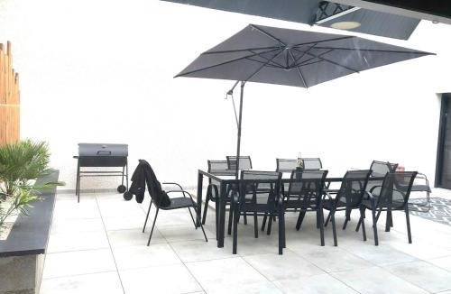 Charlieu House | l'atelier Charnay