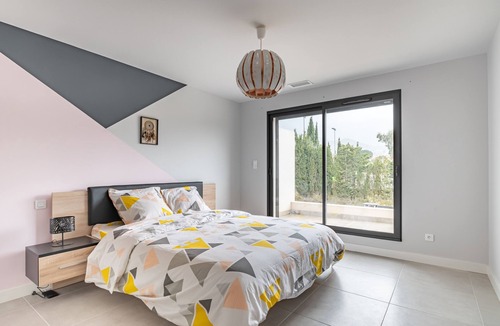 Villelongue-dels-Monts House | L'Attrape Rêves - Four Bedroom House, Sleeps 10