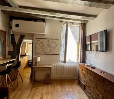 Bourges Apartment | L atypique de bourbonnoux