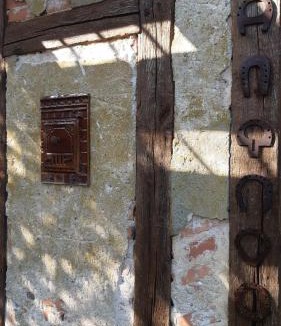 Aubigny-sur-Nere House | L'atypique du buisson de la gariole