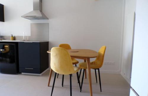 Bazas Apartment | L'atypique studio 1 à 3 voyageurs