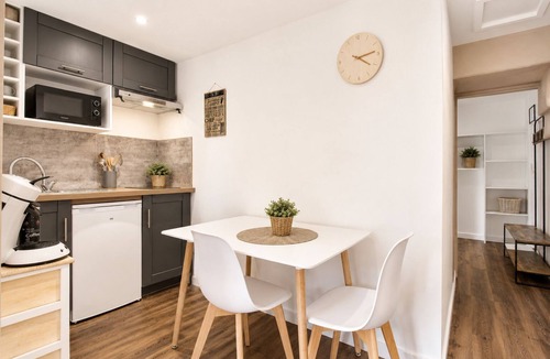 Surzur Apartment | "L'Aube - Private SPA - Quiet location