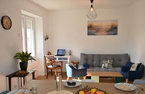 Saint-Pierre-Quiberon House | L'Auberge Du Roch