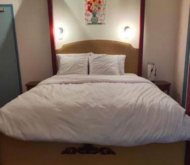 Thenay Hostel | L'auberge De Thenay