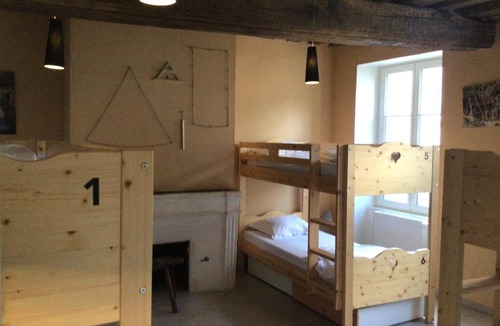 Treigny Hostel | L'auberge de Treigny