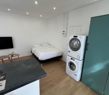 Marvejols Apartment | L'Echappée Verte Climatisée