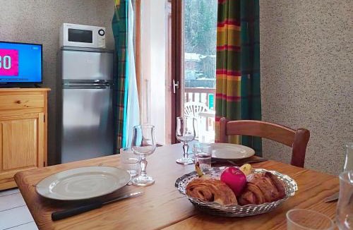 La Chapelle-en-Valgodemard Apartment | L'Edelweiss 3 - Piscine - WIFI