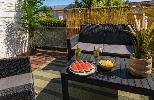 Gerzat Apartment | L'ELEGANT - TERRASSE PARKING WIFI - 5Km AIRPORT