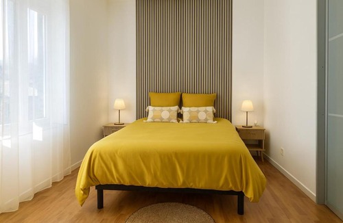 Gerzat Apartment | L'ELEGANT - TERRASSE PARKING WIFI - 5Km AIRPORT