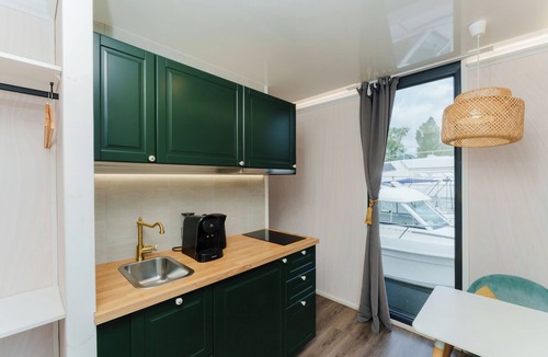 Boissise-le-Roi Apartment | L'Escale Royale St-Fargeau-Ponthierry