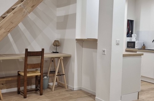 Villefranche-de-Rouergue Apartment | L'Ethnic Chic 3* WIFI, Netflix, Disney+, Heart of Bastide