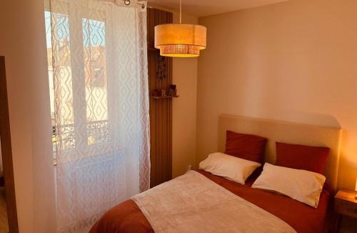 Vierzon Apartment | L Explorateur - T2 Vierzon quartier hopital