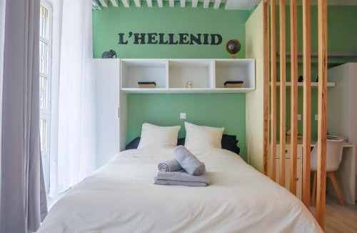 Riom Apartment | L'HELLENID - Logement Spacieux Proche Cour d'appel Riom