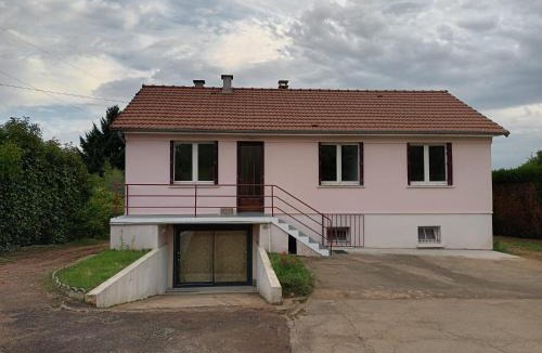 Chatillon-Sur-Loire Apartment | L'Hibiscus Châtillon sur Loire - Peace and Secure