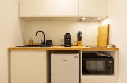 Dax Apartment | L Honorine Studio Terracotta Dax