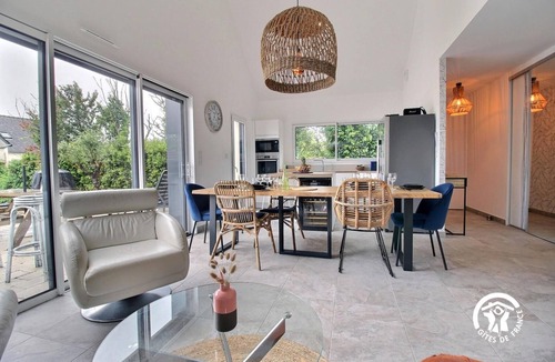 Kervoyal House | L'O de Rose - DAMGAN
