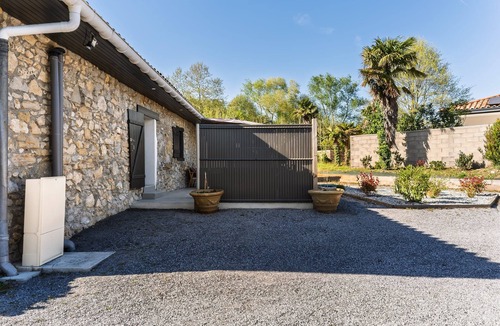 Saint-Martin-de-Hinx Apartment | L'Océan - Au calme de la Campagne