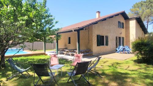 Vieux-Boucau-les-Bains House | L'OREE DE LA PLAGE, 15 pers, Charmante Maison rénovée classée 3 étoiles - Piscine chauffée - Terrain de pétanque - Ping pong à Vieux-Boucau