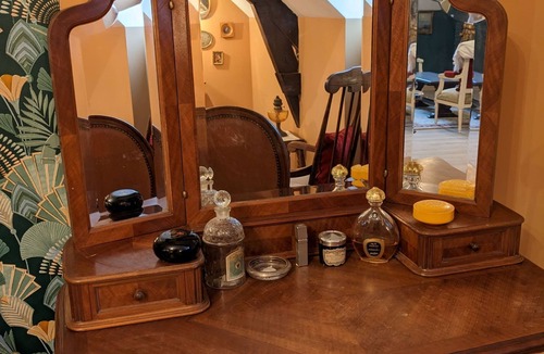 Gouarec Bed & Breakfast | "l'Orient-Express" in the Auberge des Trains Mythiques