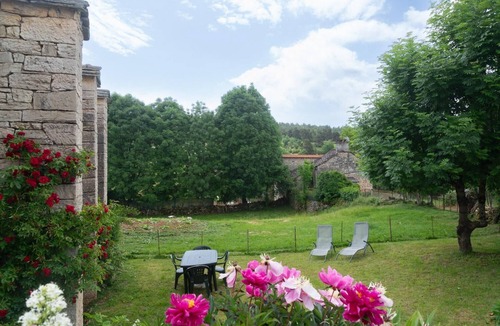 Laval-du-Tarn House | L'Oustal de Julie 3 people