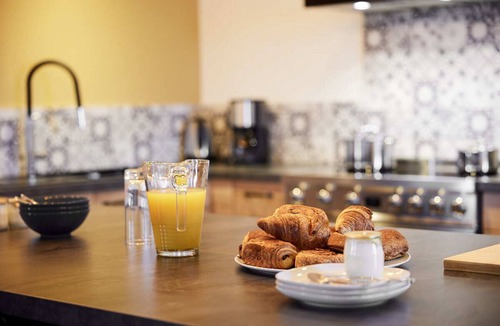 Cussac-sur-Loire House | La Bâtisse de Lucien * Swimming pool & Spa for 15 people
