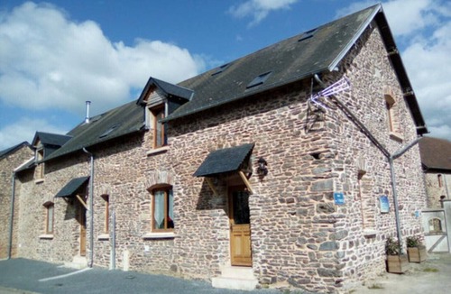 Sainte-Marguerite-d'Elle House | La Baconnerie farm. LA CHARETTERIE gite near the landing beaches