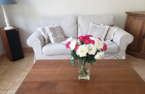 Guerande House | La Baule beach 1.5 km away. Bright house sleeps 9, enclosed garden