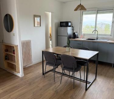 Evron Apartment | La Bel Adresse
