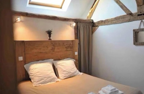 Pommeuse Bed & Breakfast | La Bergerie du Château de Pommeuse Ch. Tilleul
