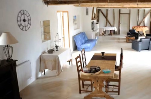 Pommeuse Bed & Breakfast | La Bergerie du Château de Pommeuse Ch. Tilleul