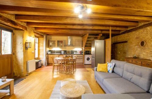 Saint-Crepin-et-Carlucet House | La bichonelle-chèvrefeuille
