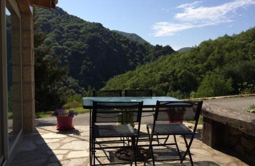 Pereyres House | LA BOMBINE