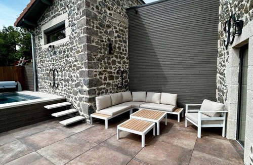 Coubon House | La Bonne Amie B&B