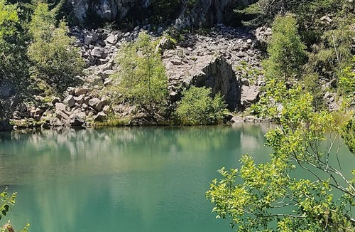 Queyrieres Villa | La Bulle de Bois, unusual ecolodge with private spa - Bulles d'Herbe