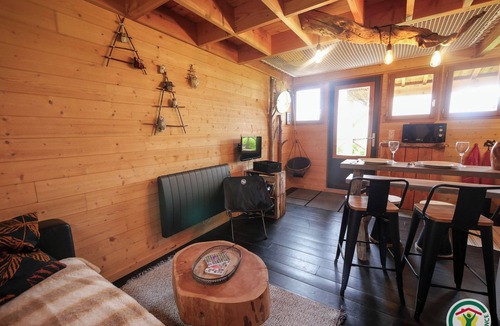 Saint-Michel-de-Chaillol Ski Chalet | La Cabane du Sauteriau Cabin-style chalet on stilts Exceptional view