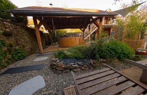 Rieupeyroux Ski Chalet | La Cabane des Colibris
