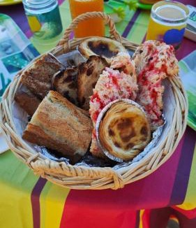 Saint-Eloy-les-Mines Bed & Breakfast | La Cadanise, Suite Étoilée